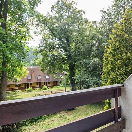 Wellholidays 19 - Balneo, Terrasse Et Piscine Partagee Boersch Bagian luar foto